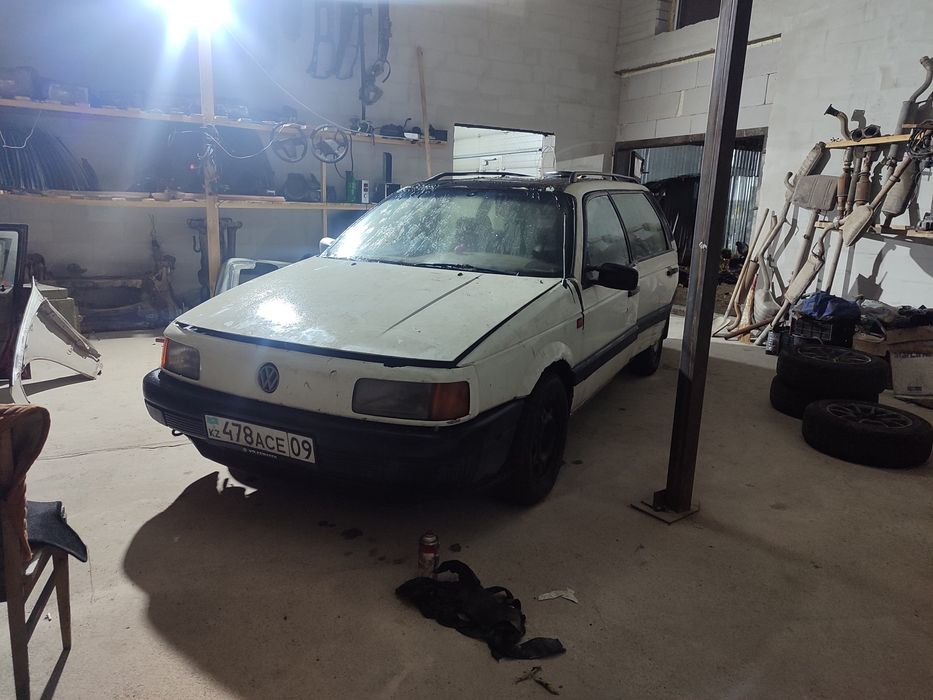 Запчасти на Фольксваген Пассат Б3