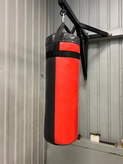 Боксерский груша (боксерские мешки)