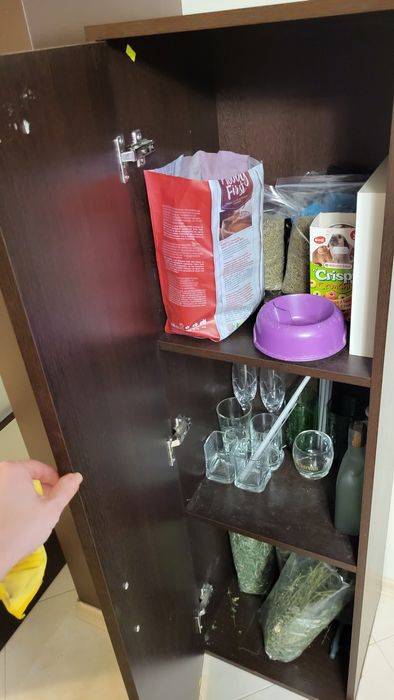 Висок шкаф с 3 рафта, цвят венге