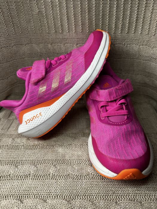 Кроссовки Adidas (оригинал) 28 размер