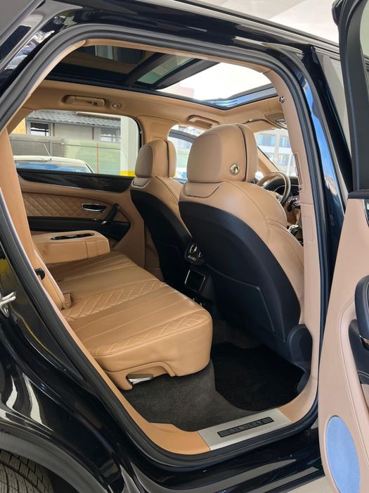 Bentley Bentayga V8