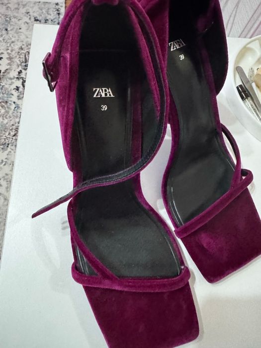 Продам туфли  женские