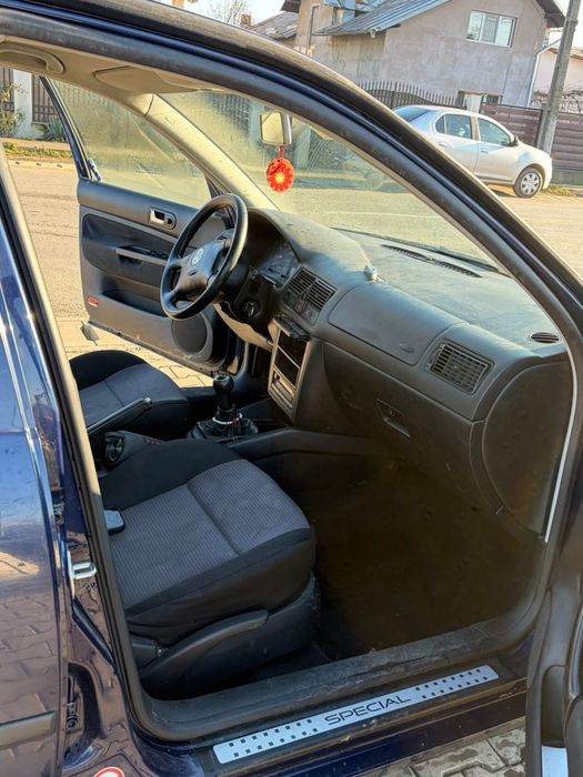 vand golf 4 1.4 benzina 2004 !