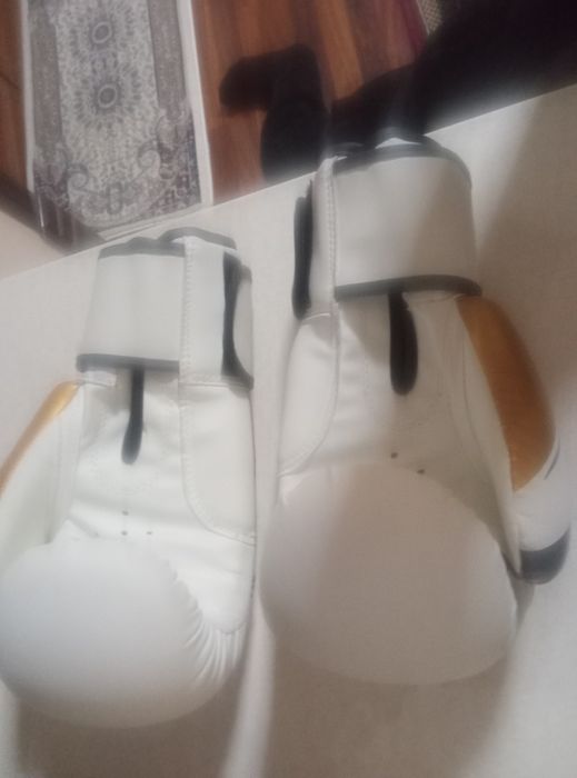 Venum perchatka 12oz