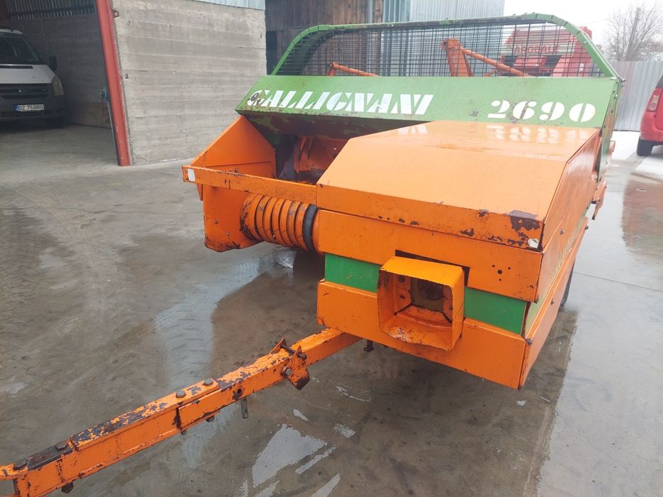 Presa de balotat balotiera gallignani 2690