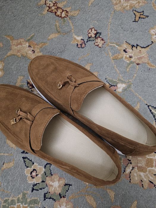 Продам обувь . Новые.