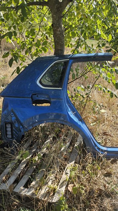 Aripa dreapta spate tiguan 5NA