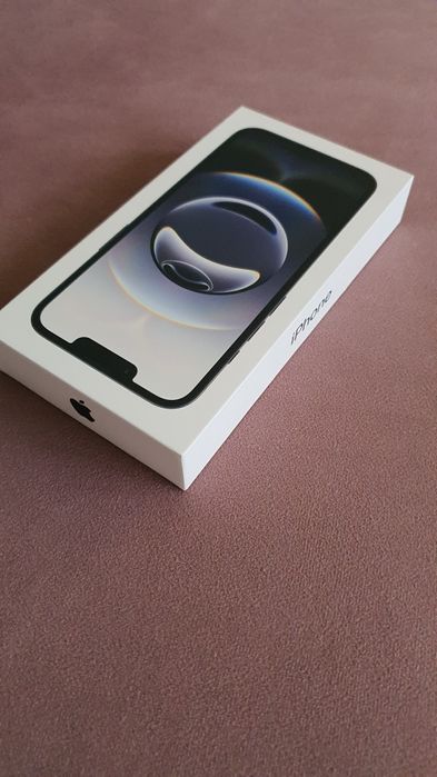 iPhone 16e Black, sigilat, 128 GB