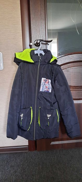 куртка осень весна на девочку