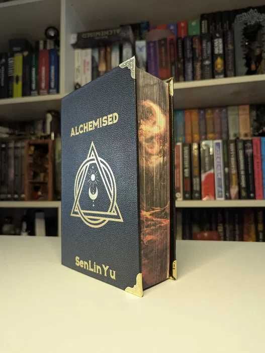 Alchemised – Editie Collector Personalizata – Hardcover Premium Unicat