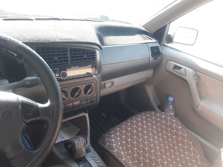 Гольф 3 обьем 2.0  автомат