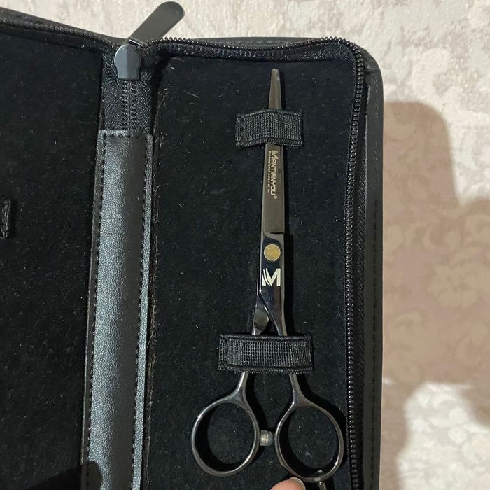 Вещи для мастера причёски