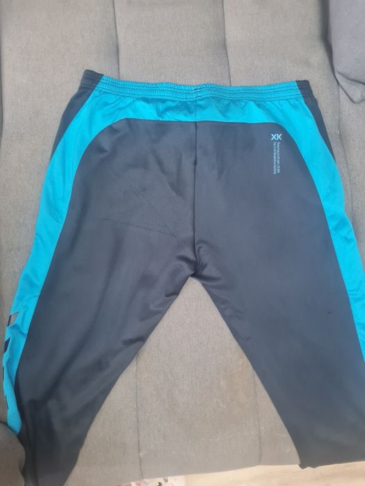 Чисто нов оригинален  мъжки анцунг Hummel