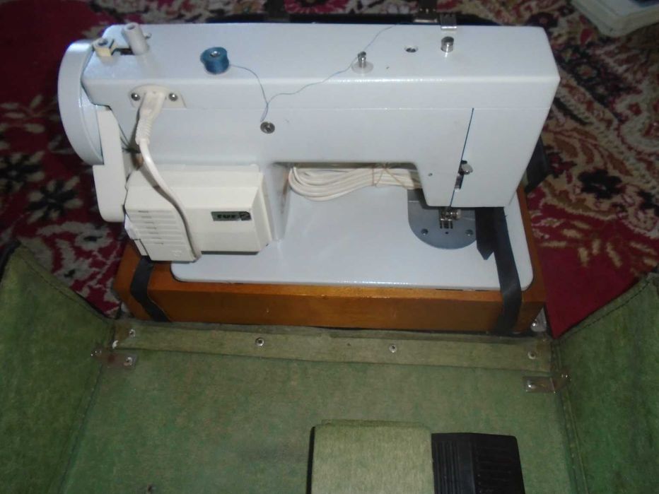 "ЧАЙКА - 143" шевна машина