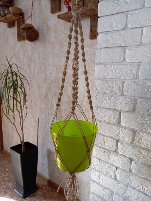 Подвесное  кашпо