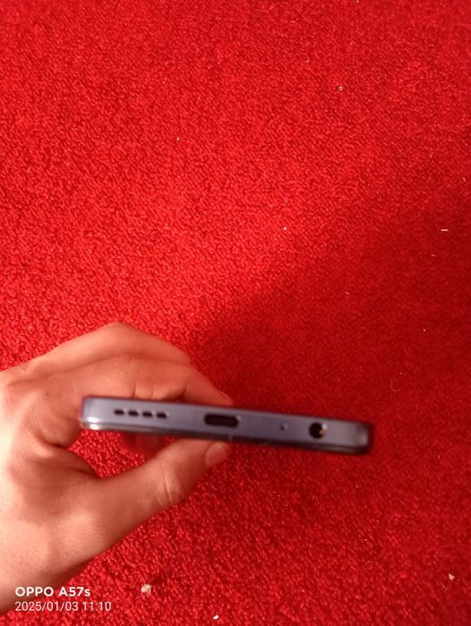 Продам телефон vivo Y22