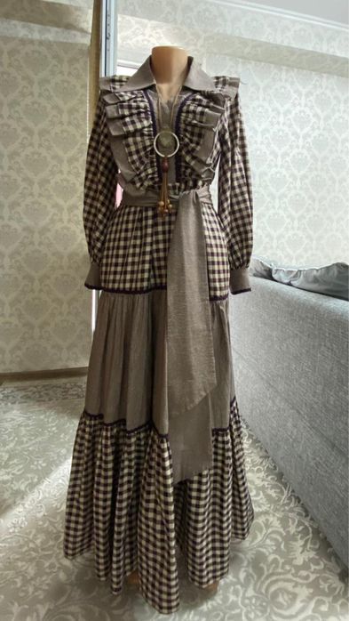 Выпусное платье Продам