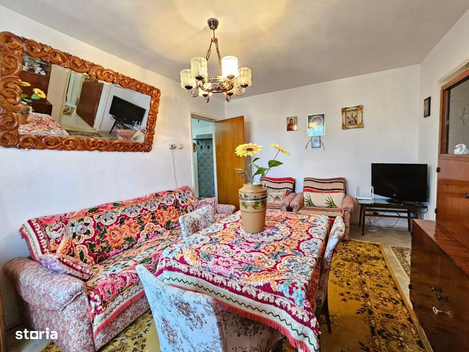 2 camere Negru Vodă / complex Ciocârlia, centrală / finisaje clasice