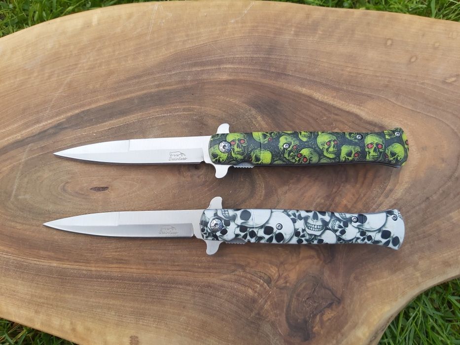 сгъваем нож с дизайн черепи,два модела