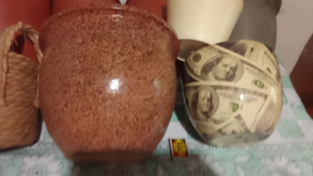 Продаю горшки для цветов