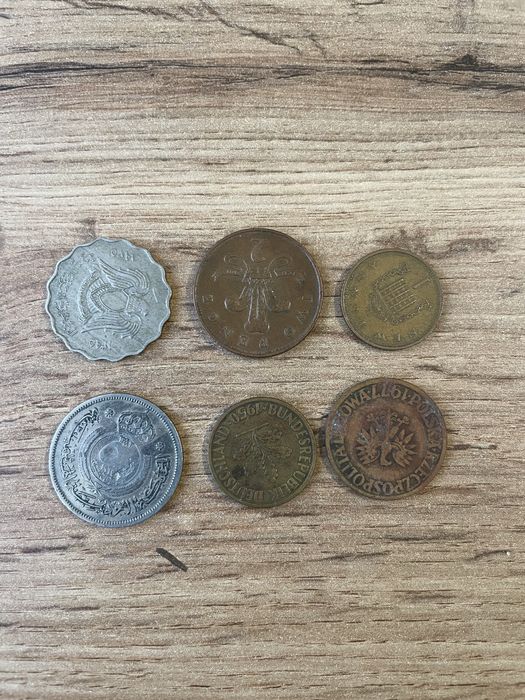 Monede de toate felurile