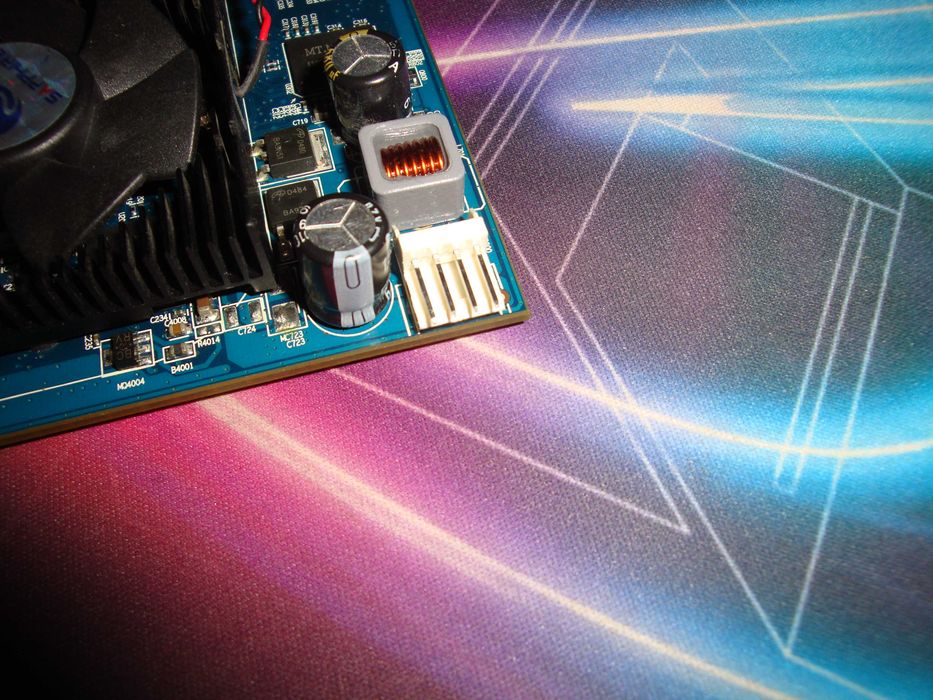 Placa video Sapphire Ati Radeon HD 3650 512MB DDR AGP 8X - de colectie