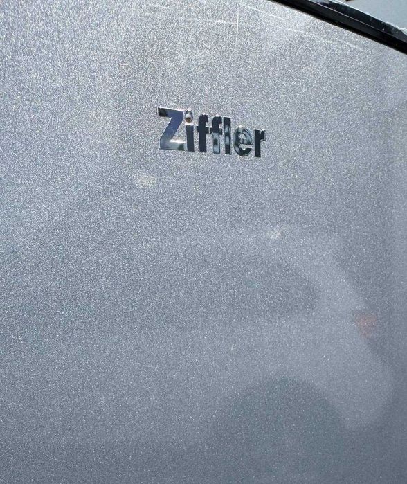 Холодильник Ziffler BRF-196BFS Defrost 196 л