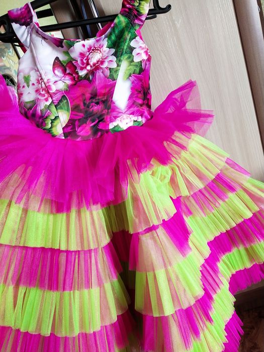 Продам красивое пышное платье!!!