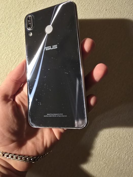 Asus Zenfone 5Z / 5 (pentru piese)