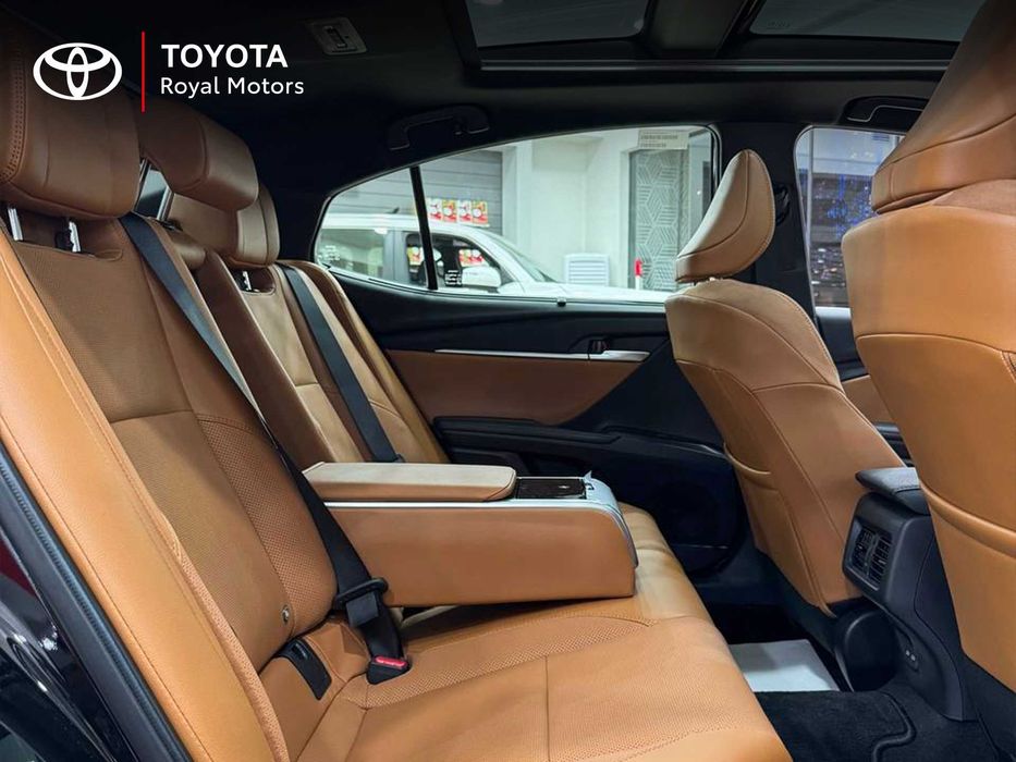 Toyota Camry 80 Hybrid LIMITED