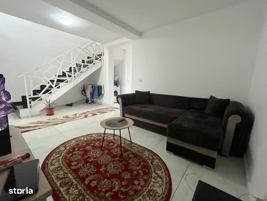 3 camere, curte proprie și Comision 0% – Casă înșiruită în Giroc