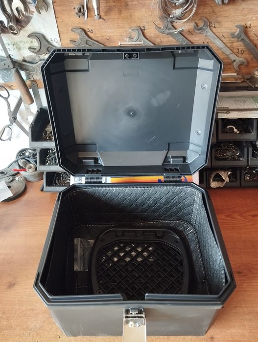 Кофр для мотоцикла, мопеда