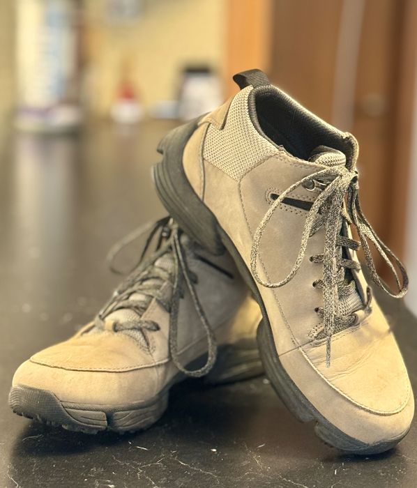 Туристически обувки CLARKS GORE TEX