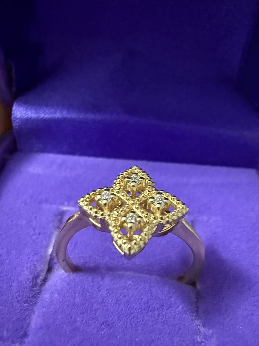 Бриллиантовое кольцо