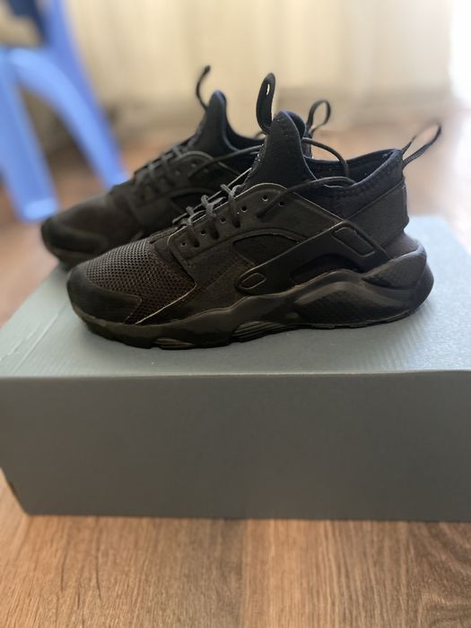 Дамски маратонки Nike Huarache