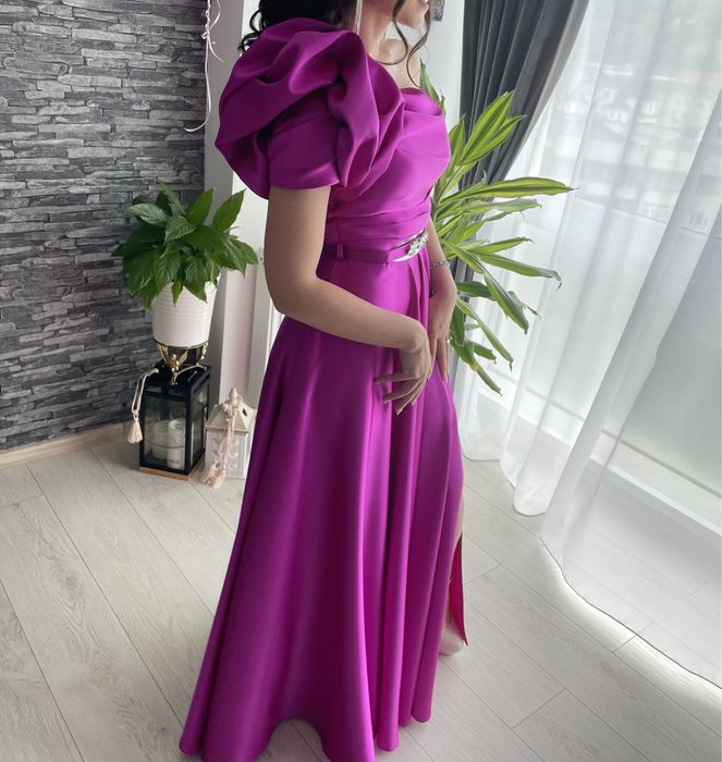 Rochie eleganta fucsia