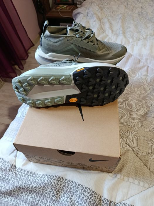 Маратонки Nike zoomx zegama trail 2 Vibram номер 41