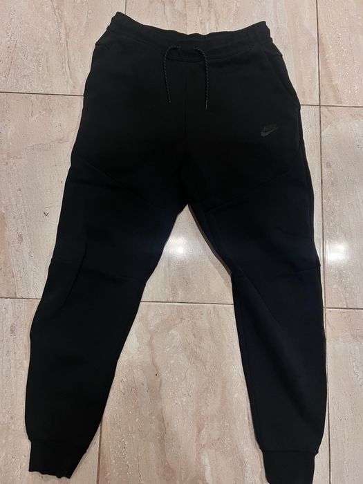 Долнище Nike Tech Fleece – черно