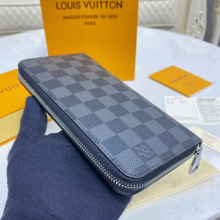 zippy wallet vertical louis vuitton Портфейл