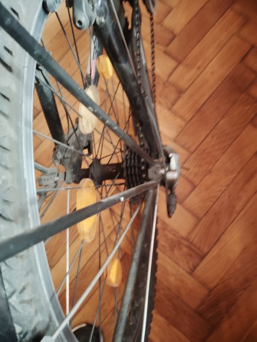 Vind bicicleta focus în stare bună de funcționare.