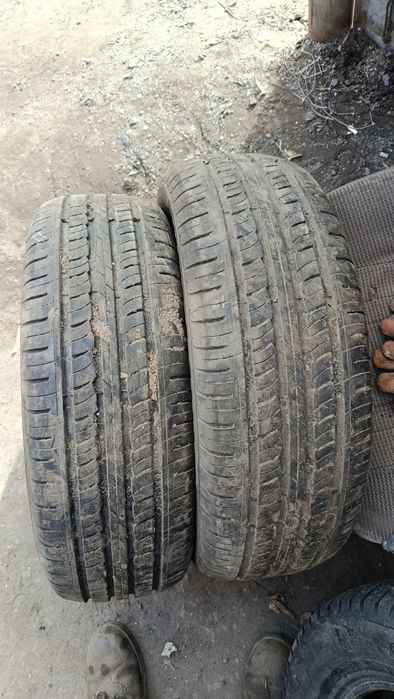 Продам пару шин 215/60/16