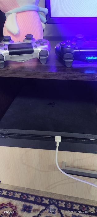 PlayStation 4 slim 1тб