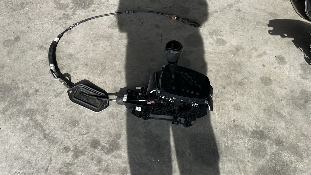 Toyota Yaris P13 скоростен лост автоматик