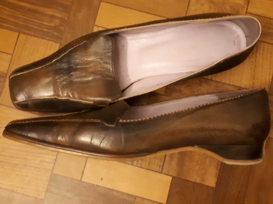 Продавам кафяви ниски елегантни обувки от естествена кожа
