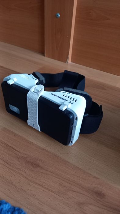 Noon очила за виртуална реалност