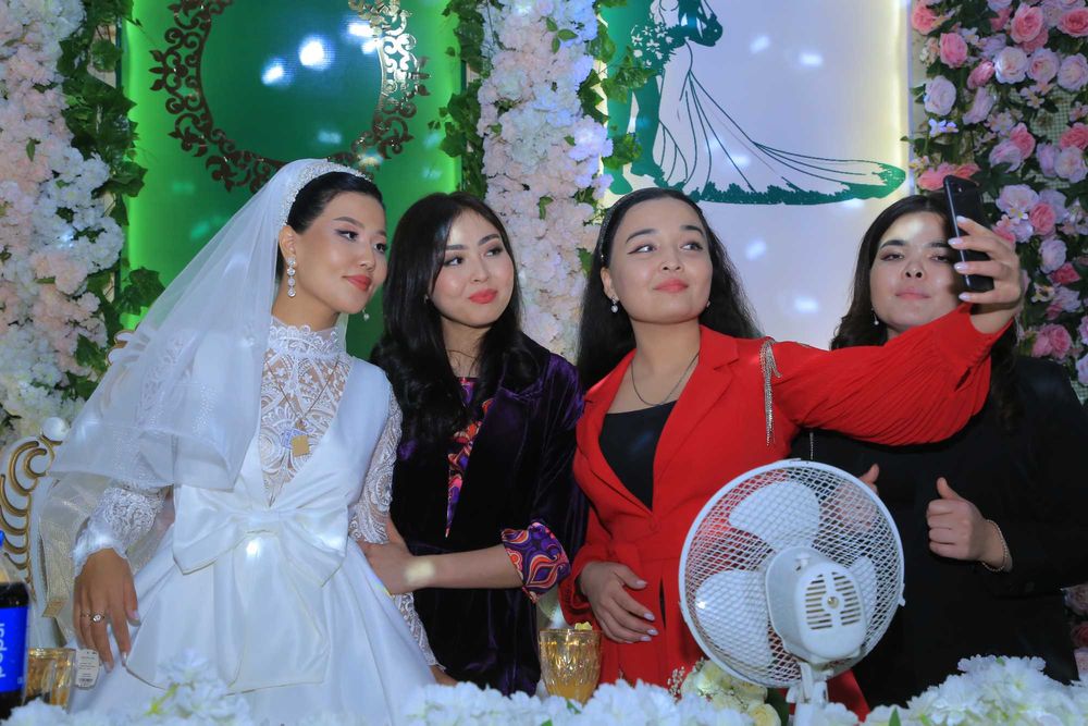 Свадебное платье, одето только 1раз