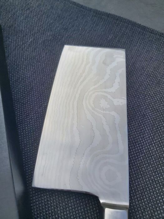 Нож в японски стил в подаръчна кутия