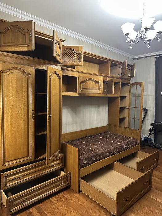 Продам стенку для детской.