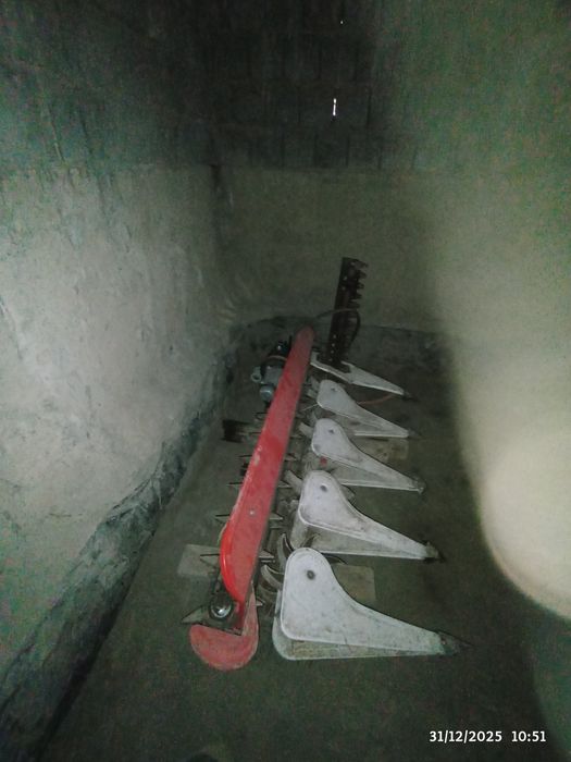 Mini traktor holati yaxshi frizasi pulligi jatkasi bor