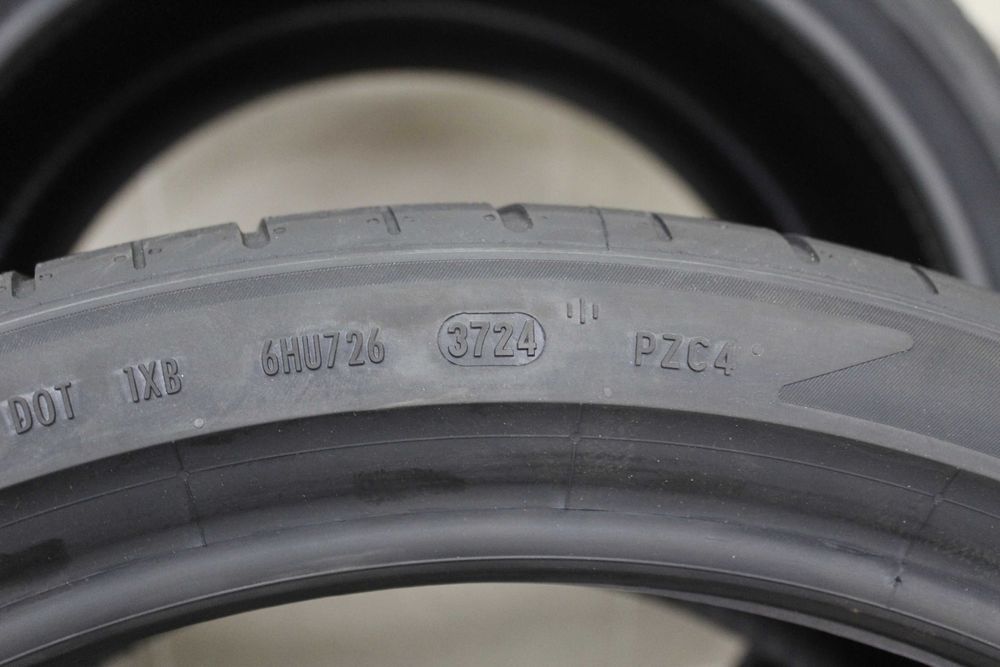 245/30-20 и 305/30-20 гуми Pirelli Lamborghini